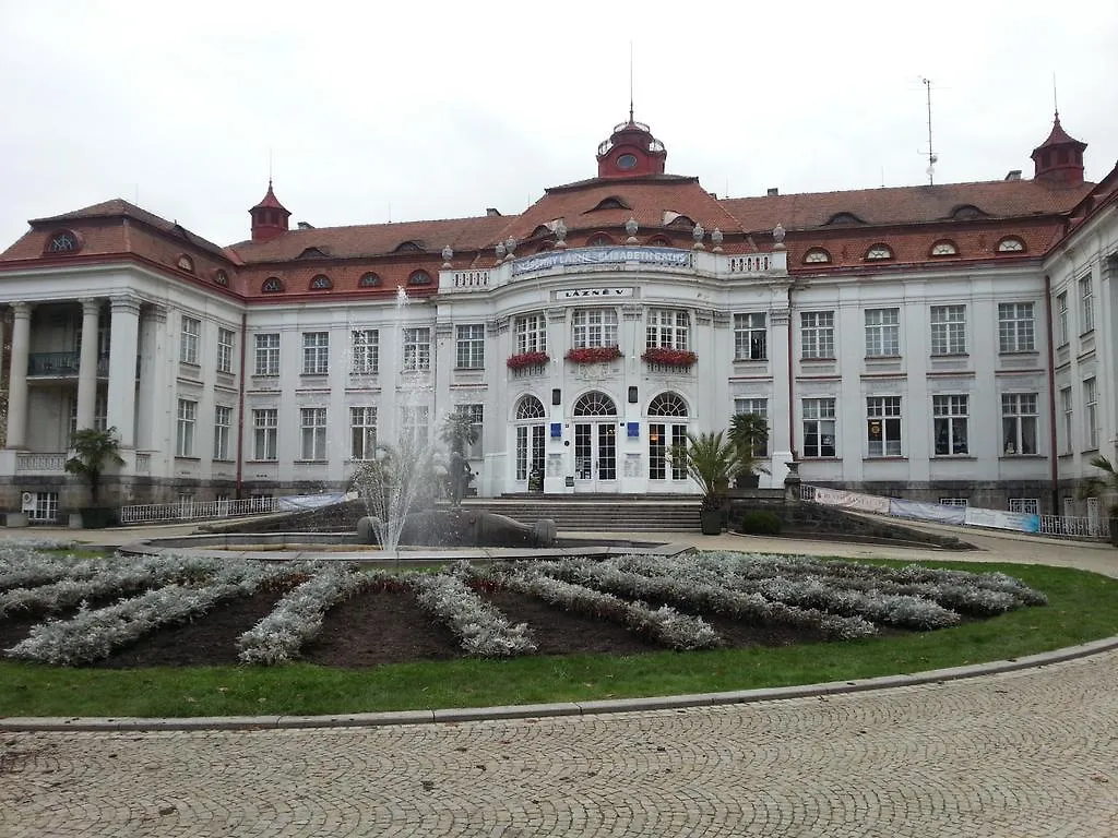 Apartments Valencia  Karlovy Vary